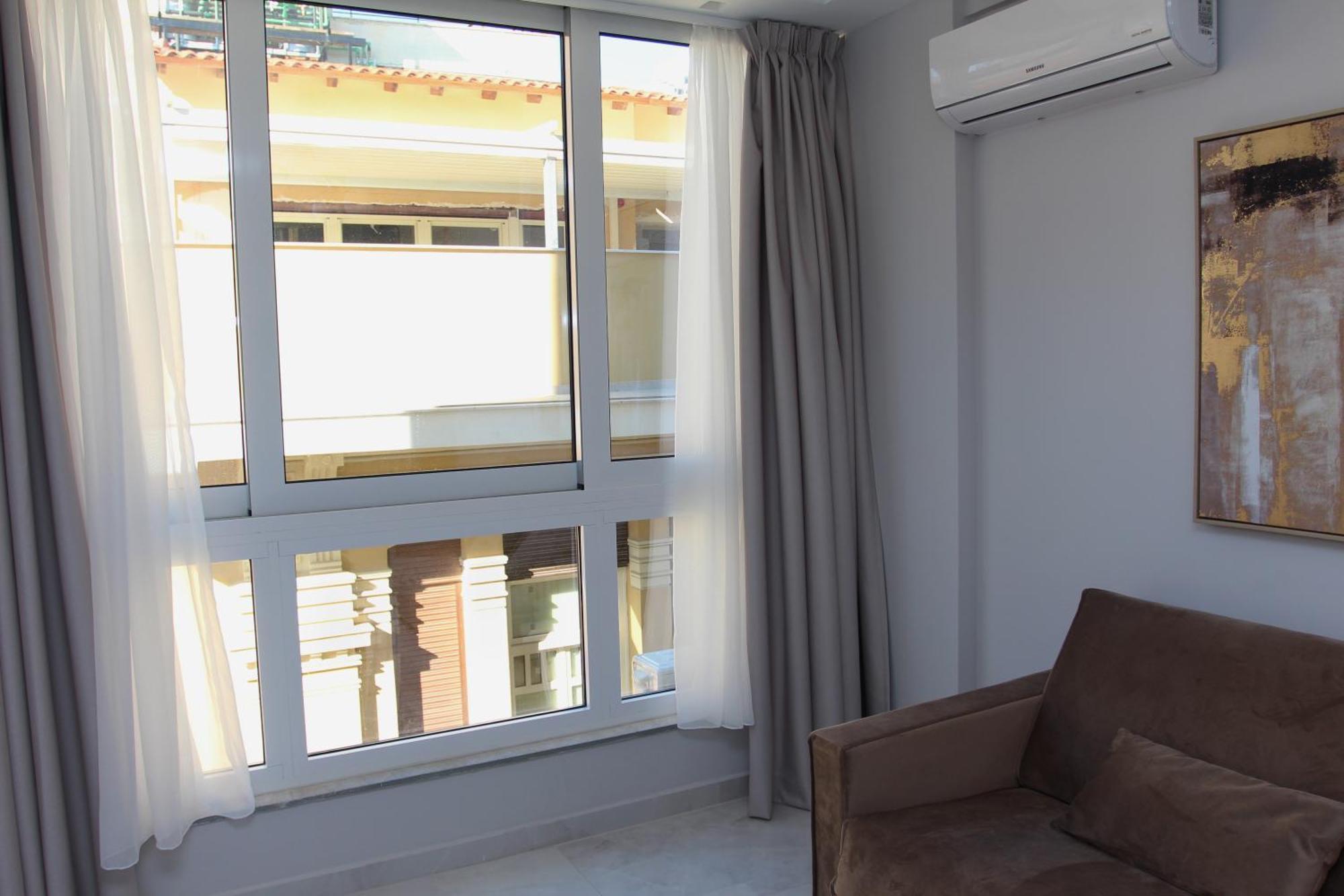 Central Metropolis Luxury Living Atina Dış mekan fotoğraf
