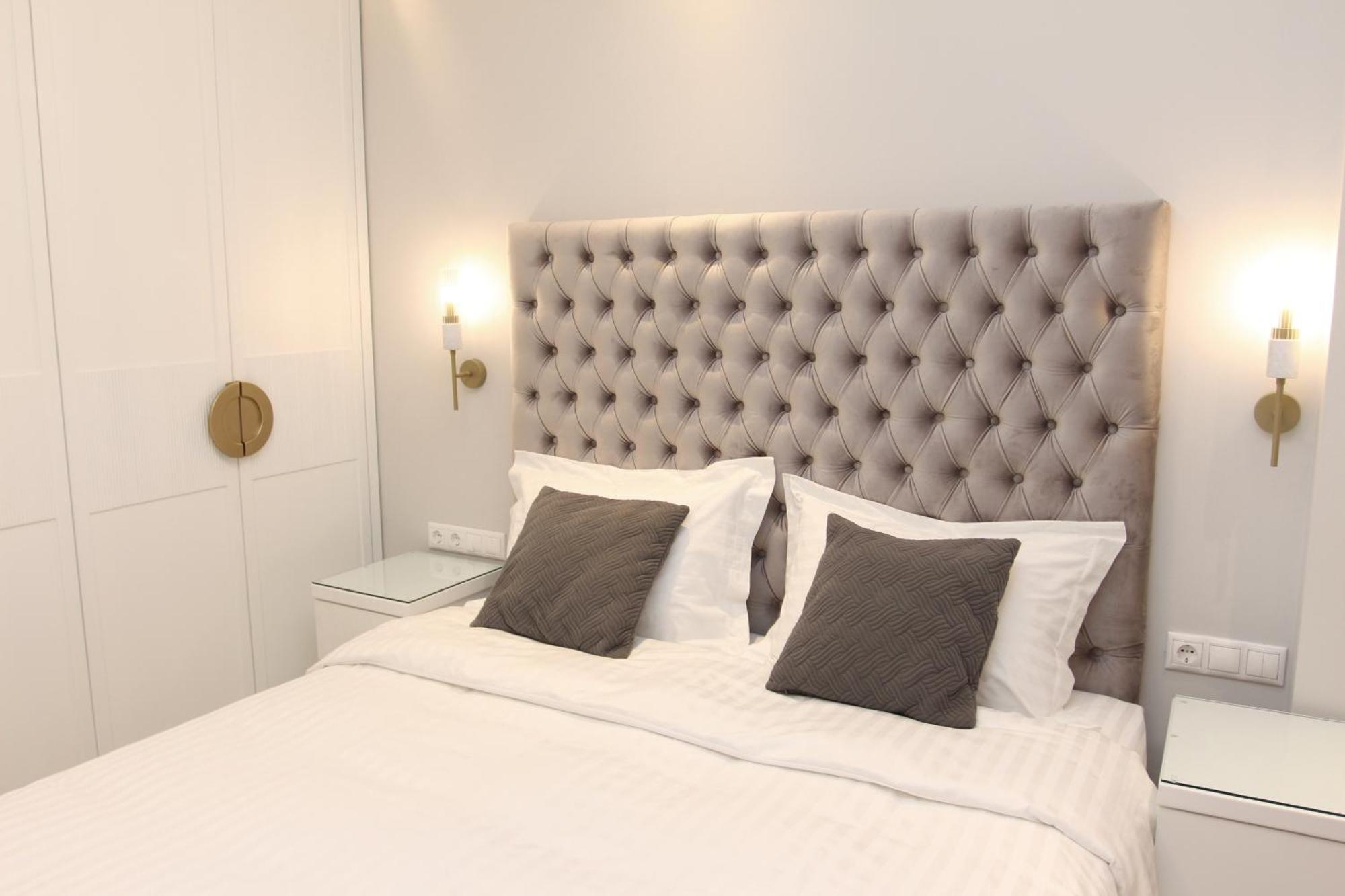 Central Metropolis Luxury Living Atina Dış mekan fotoğraf